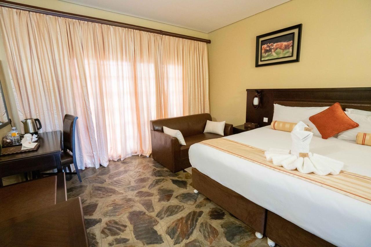 Big Valley Game Lodge Lobatse Kültér fotó